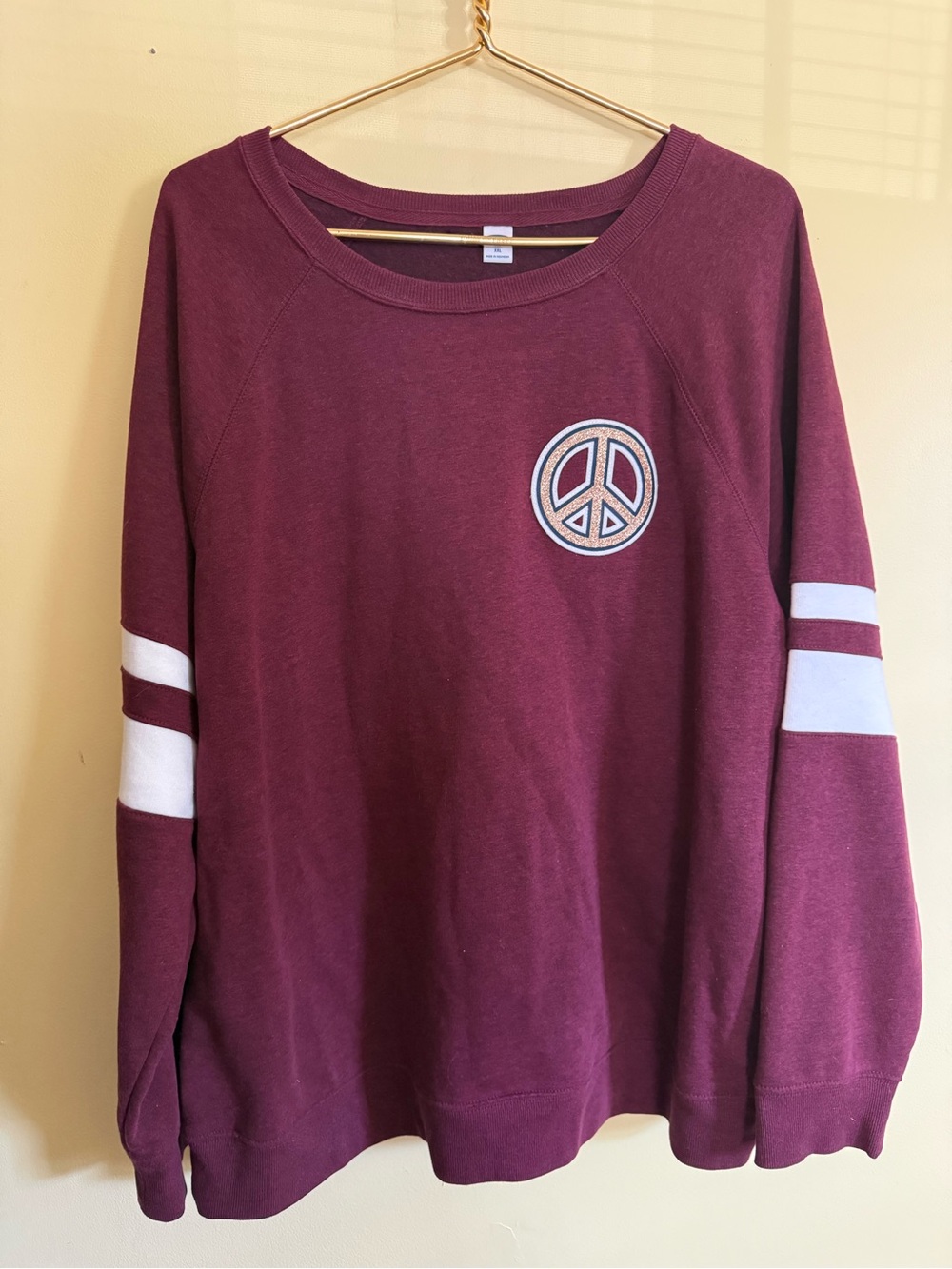 NWOT Old Navy Women’s Peace Sweatshirt